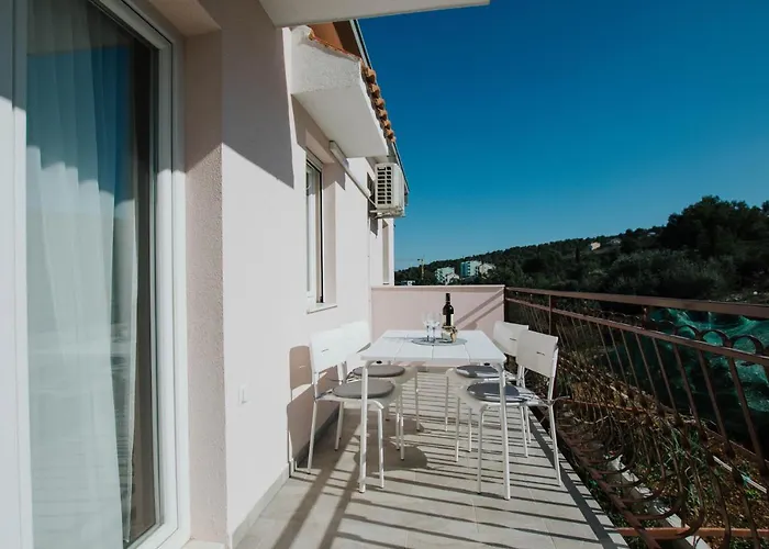 Blaise Апартаменти *